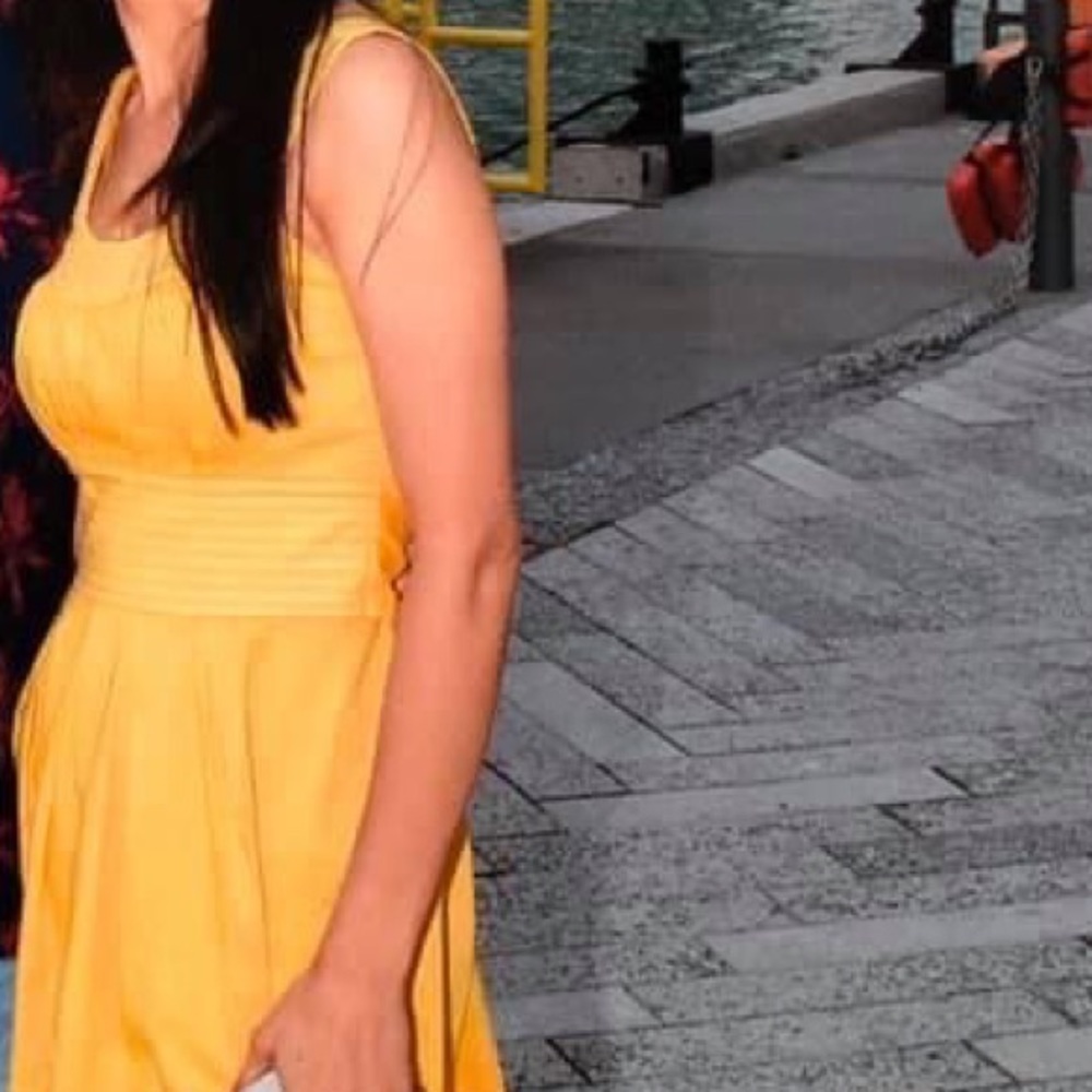 Maurices colour yellow